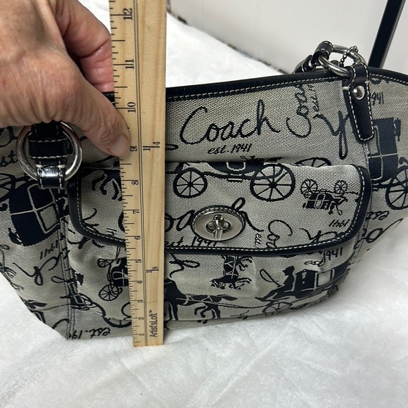 COACH Horse & Carriage Canvas Leather Trim Shoulder Bag Carryall Tote - Picture 7 of 15